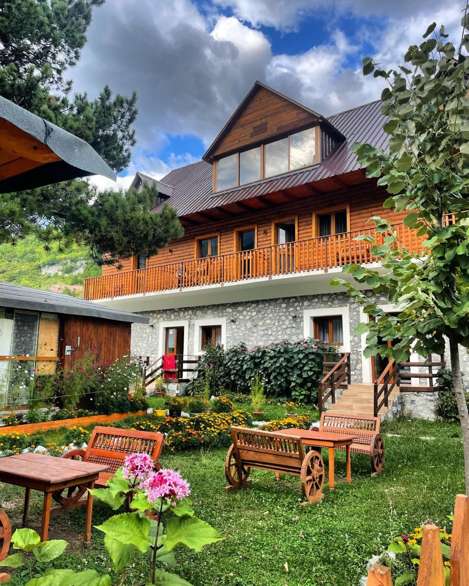 'Gurra Family' Guesthouse Theth Eksteriør billede